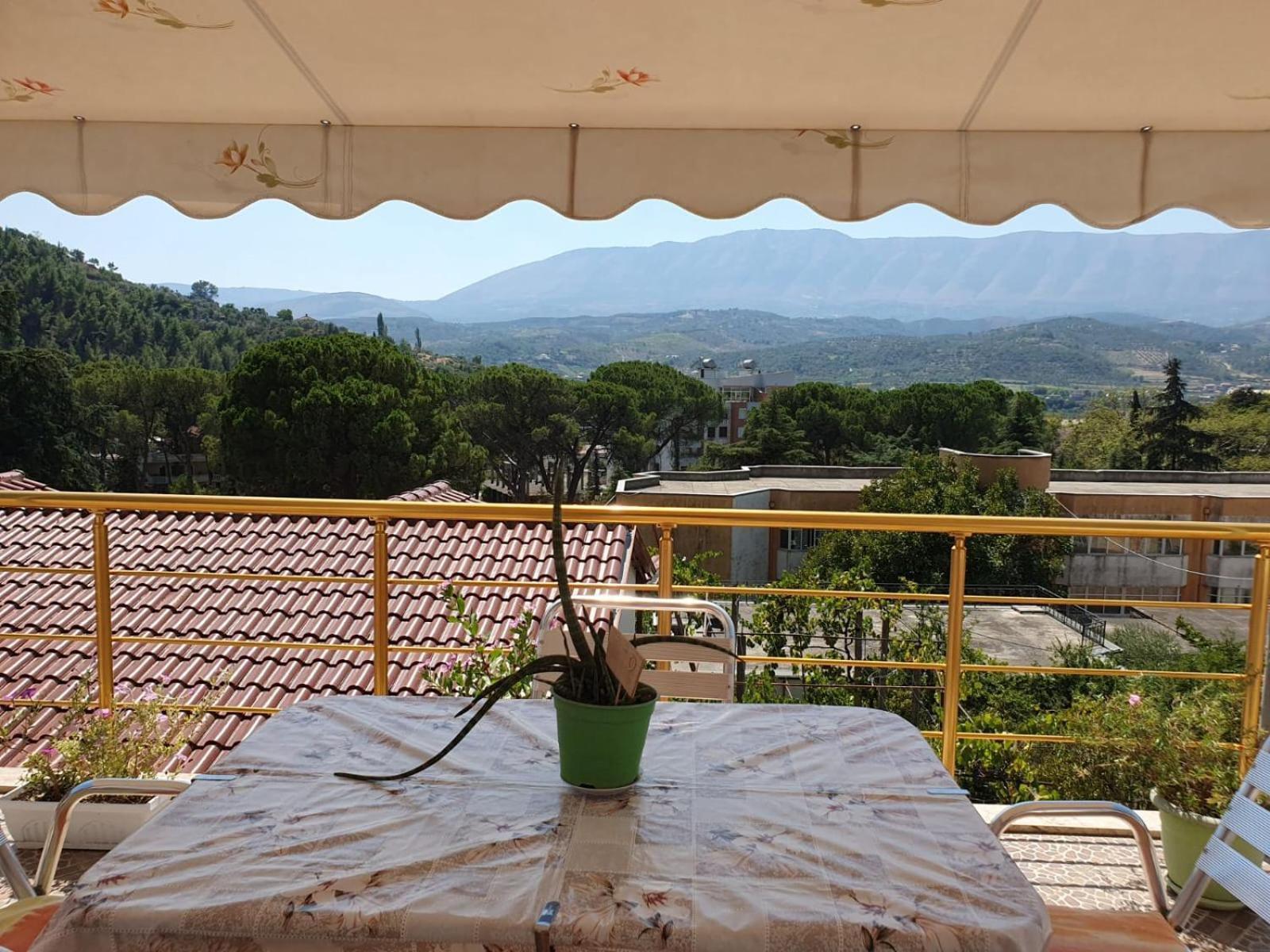 Sara Guesthouse Berat Exteriér fotografie